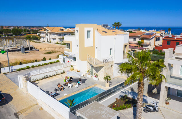 Villa Laura Charme Apartments – Piscina, Mare e Relax nel cuore di Avola – Apartment Ficodindia