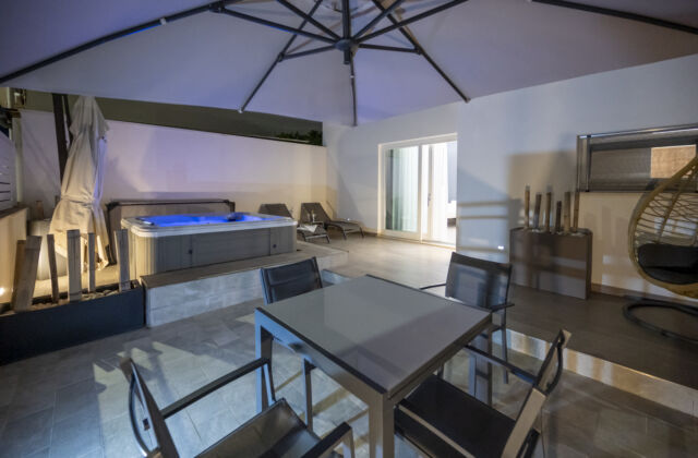 Mediterranea Suite – Luxury Romantic House | Jacuzzi Privata | Sauna | Avola