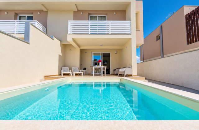 Villa con piscina in vendita a San Lorenzo – A 150 metri dal mare, tra Vendicari e Marzamemi
