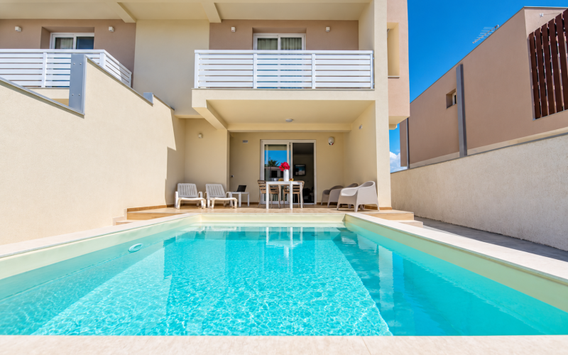 Villa con piscina in vendita a San Lorenzo – A 150 metri dal mare, tra Vendicari e Marzamemi
